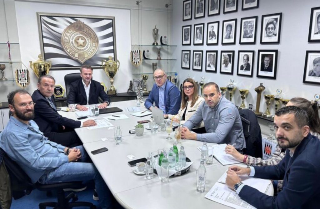 POMIRENJE DVE CRNO-BELE STRUJE: Harmonija ponovo vlada u Humskoj!