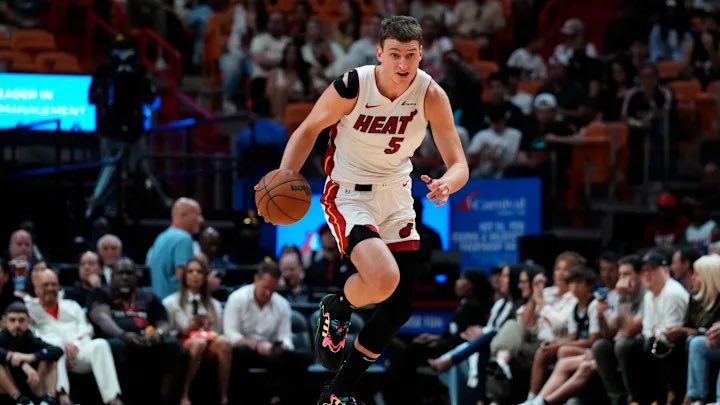 Košarkaš Majamija Nikola Jović postigao 10 poena u pobedi protiv Šarlota