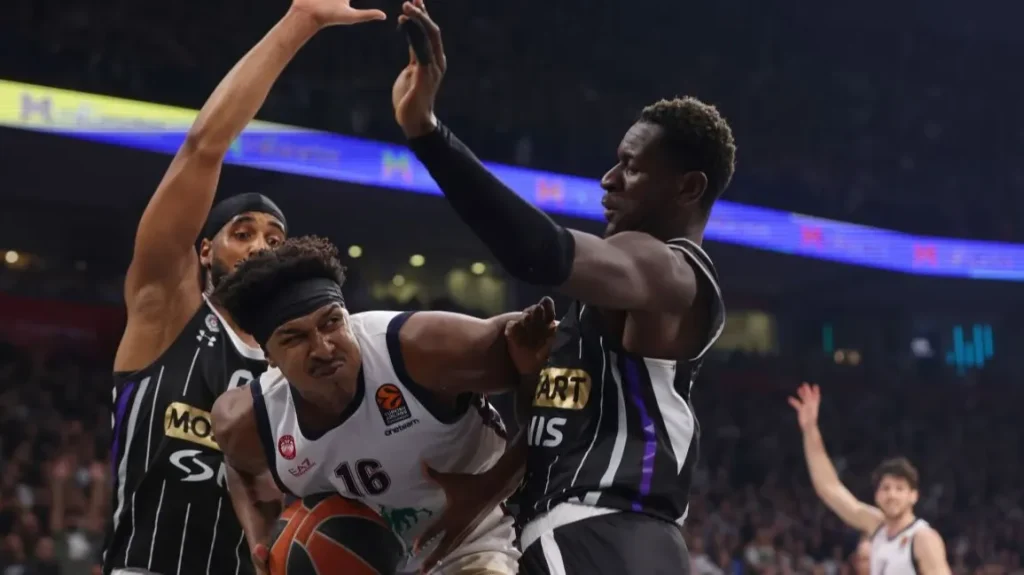 Partizan ponovo izgubio pobedu u završnici: Negativna serija sve duža i bolnija za „Grobare“