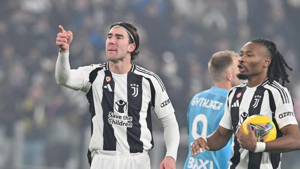 Tenzije u Juventusu – Navijači vređali Vlahovića, a Srbin hteo da se obračuna (VIDEO)