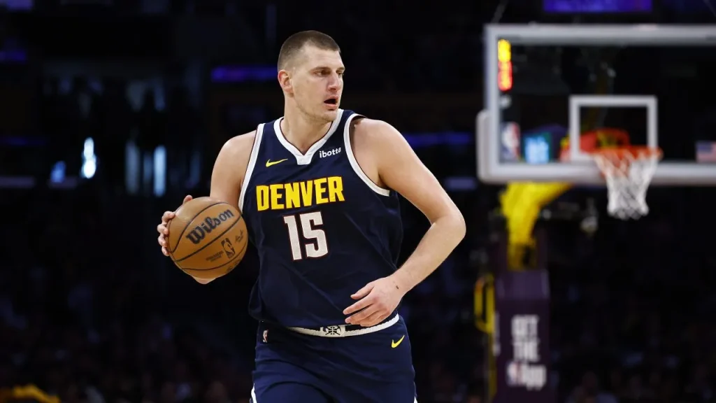 Jokić novim tripl-dablom predvodio Denver do pobede nad „kraljevima“ (VIDEO)