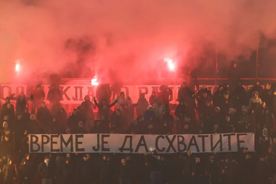 IZNENADNA POSETA: Navijači Vojvodine uleteli na trening!