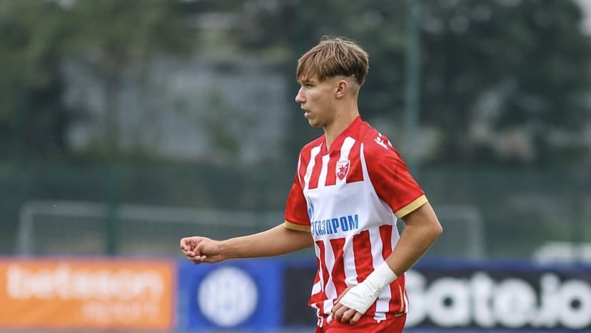 Vasilije Kostov gubi vreme u omladincima