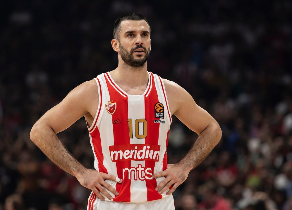 Branko Lazić iznenadio navijače pred Olimpijakos: Možda ću i ja igrati centra