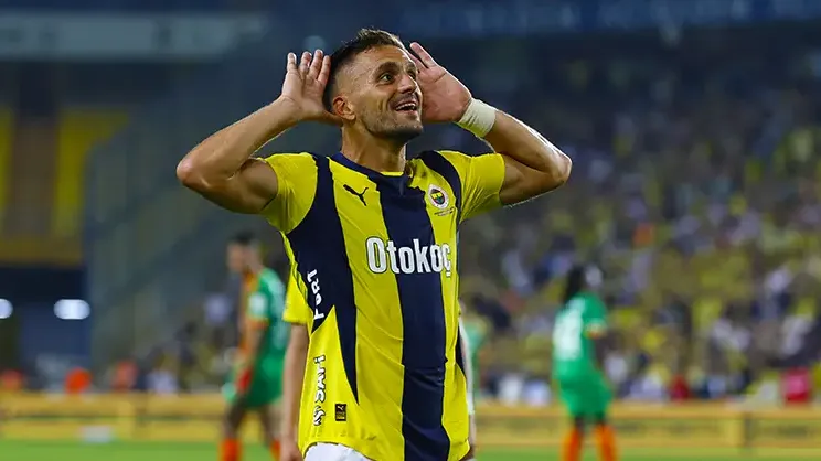 Ajaks nije jedini koji želi Tadića, ubacio se i klub iz Dubaija sa bogatom ponudom