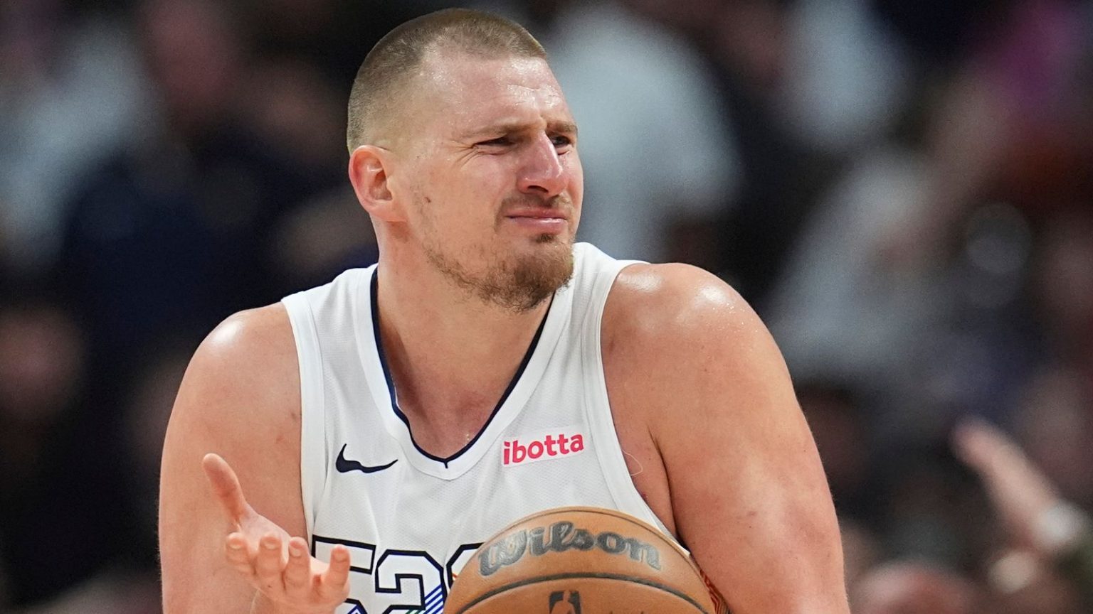 Jokić nezadovoljan posle poraza od fenjeraša: Ne igramo dobro, imamo sreće…