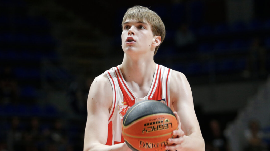 Crvena zvezda ispratila mladog talenta – Kostić se seli u SAD