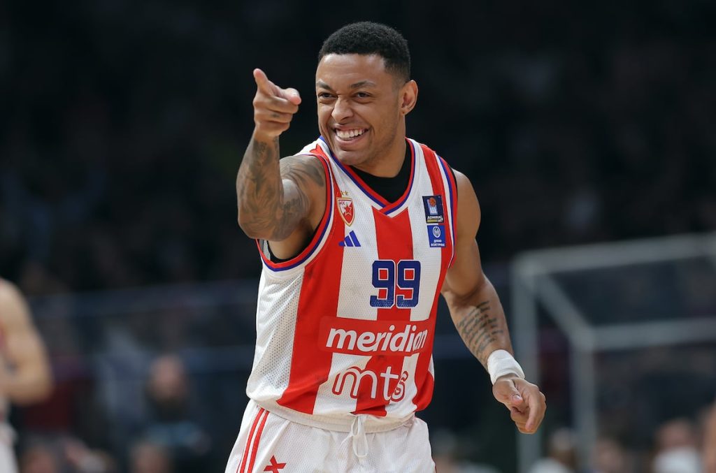 Zvezda otpisala Jaga Dos Santosa: Brazilski bek traži novi klub