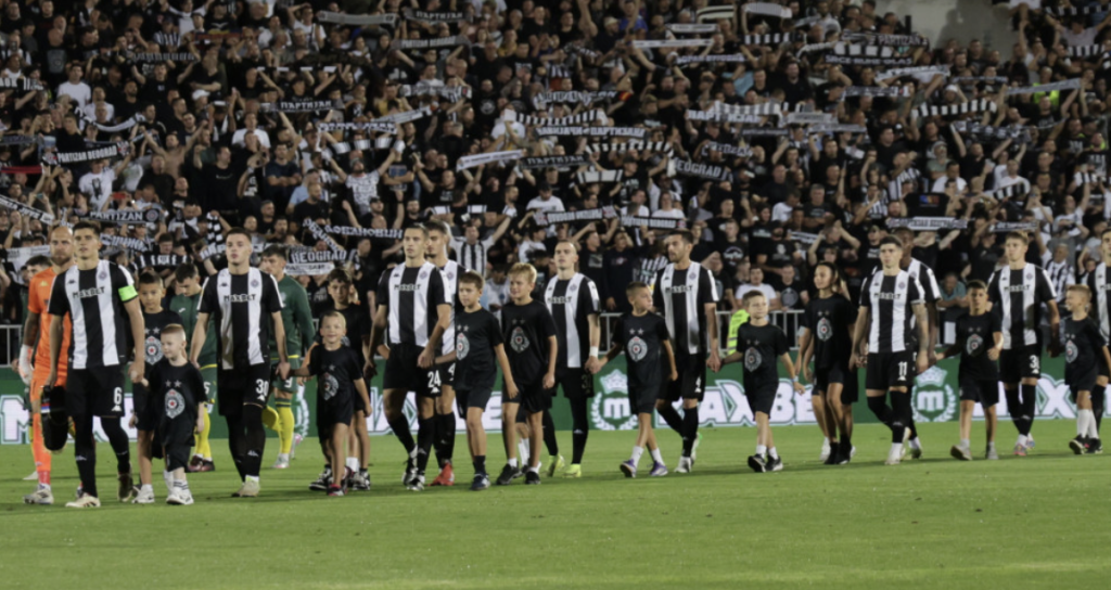 Sve ili ništa! Partizan večeras juri čudo u Škotskoj – evo gde možete gledati meč