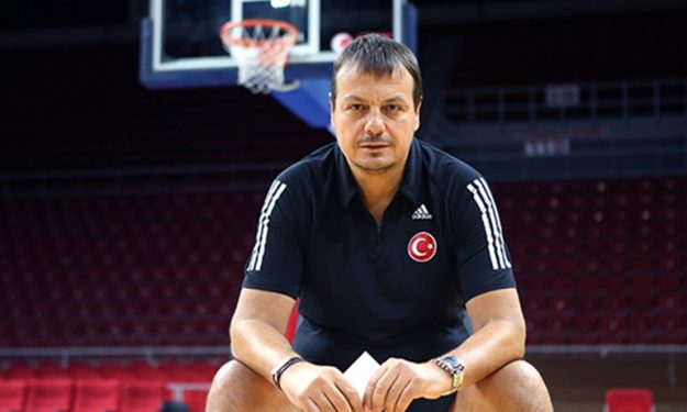 Ataman nije hteo ni da spomene Srbiju pred početak Evrobasketa