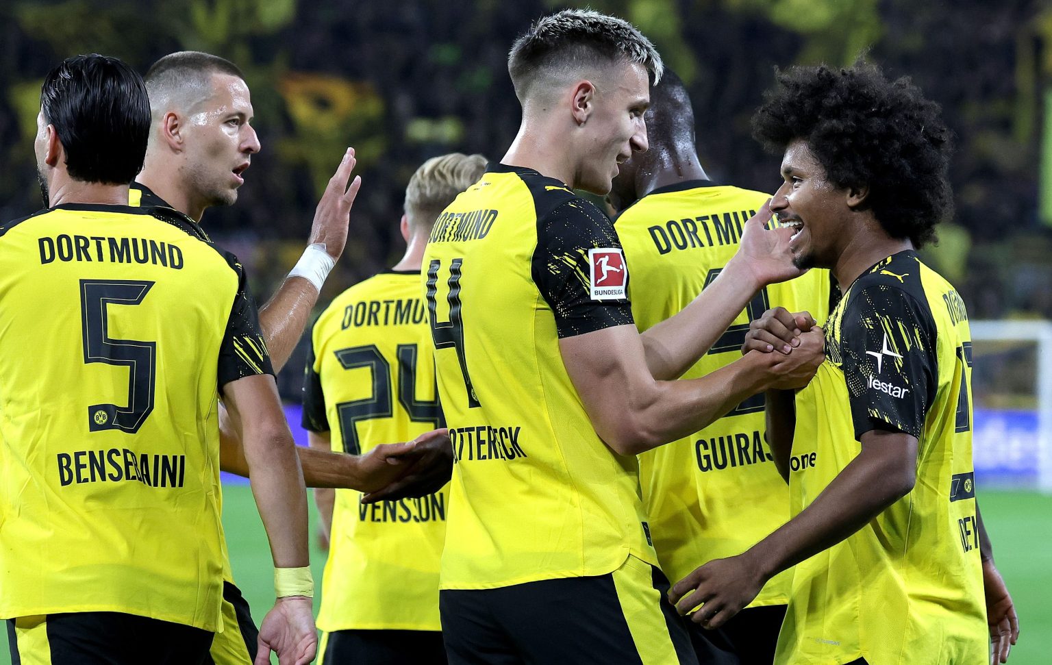Majstorija Adejemija rešila Volfzburg, Dortmund i dalje neporažen (VIDEO)