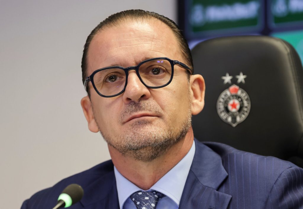 Mijatović uzvratio upravi: „Zašto se bave pitanjima igrača i trenera kad nemaju ovlašćenja za to?“