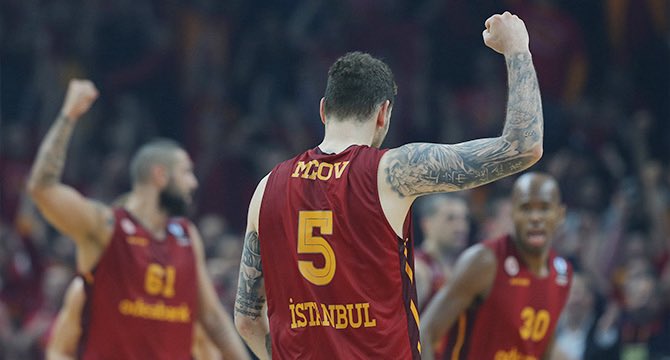 Od parketa do kancelarije: Micov ponovo u Galatasaraju