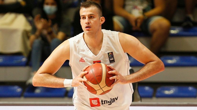 Bjelica se hitnim saopštenjem oprostio od kluba