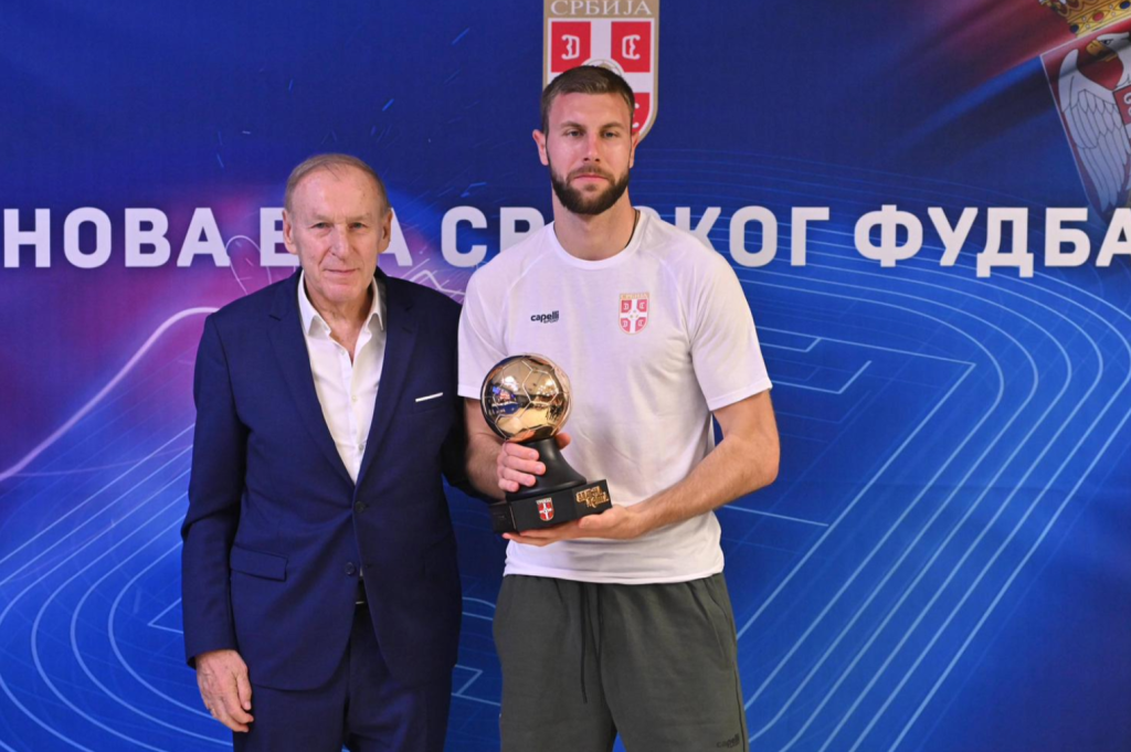 Pavlović nakon priznanja: „Ovo nema cenu, nadam se da ću nastaviti da skupljam ovakve trofeje“