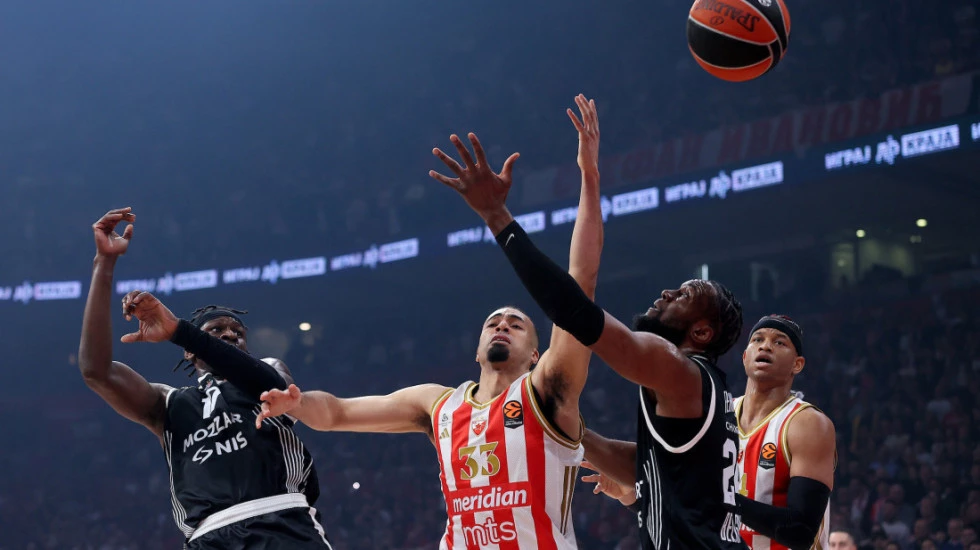 Četvrti večiti derbi ove sezone – Zvezda glavom u Barseloni, Partizan juri prvu poziciju