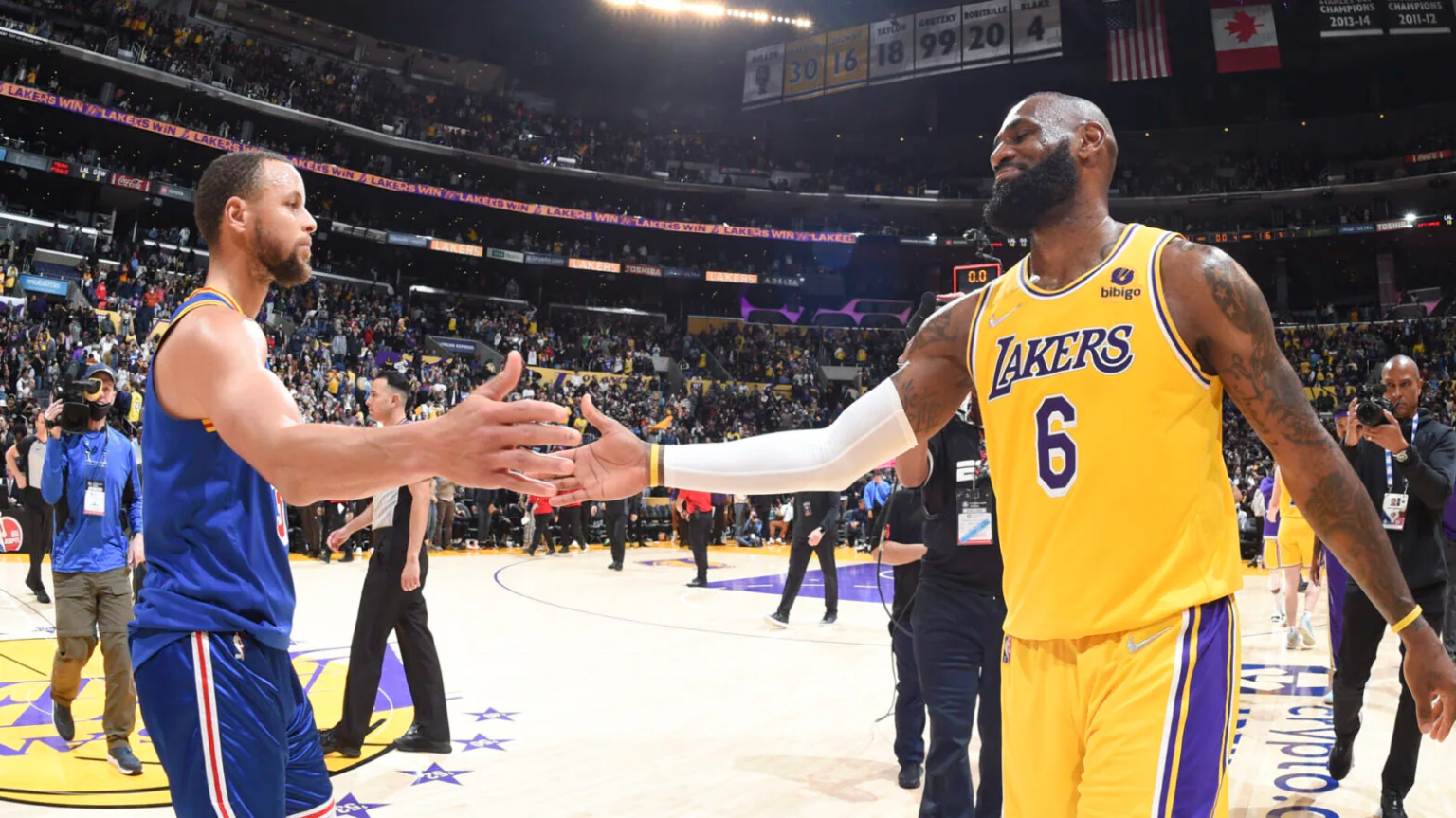 Lebron i Kari na sastanku sledeće nedelje: Kralj stiže u Golden Stejt pod jednim neverovatnim uslovom