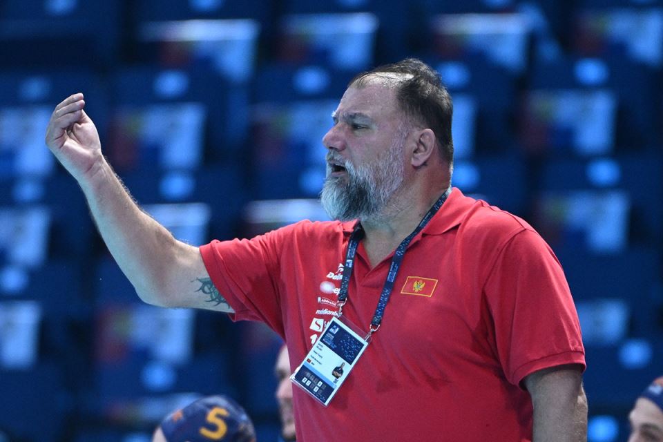 Dejan Savić besan uprkos pobedi: „Bolje da idemo kući, od Srbije ćemo izgubiti 10 razlike!“