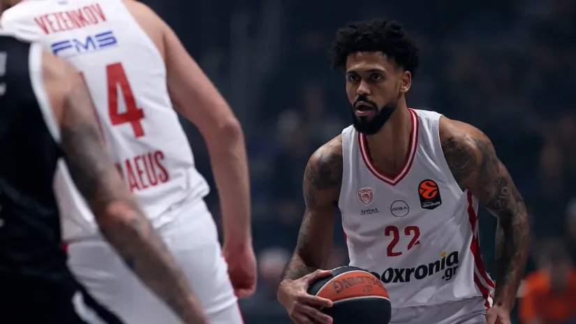 Dorsi suspendovan na mesec dana, ali ostaje u Olimpijakosu