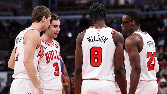 NBA: Bulsi srušili Bakse, Čikago ima novog junaka