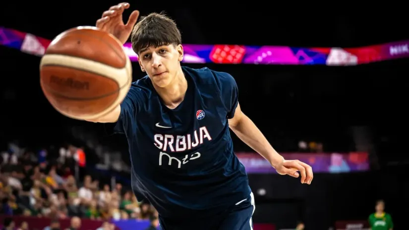 Biser Srbije ne izlazi iz sale: Trener UCLA morao da zaključa vrata pred Kusturicom!