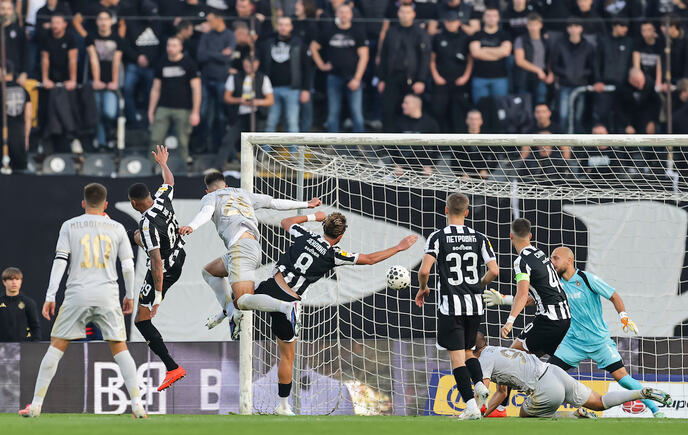 Humska ne pamti ovakav potop: Partizan ponovo razočarao, Čukarički srušio crno-bele!