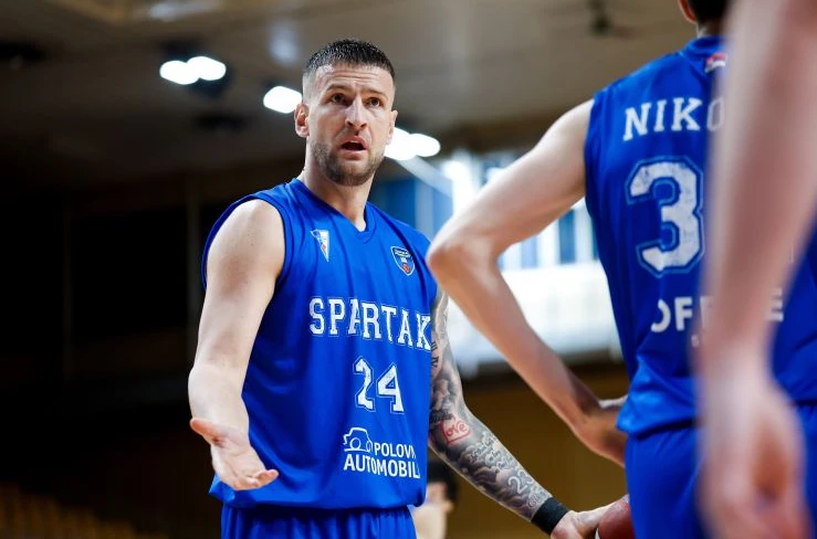 Pukla stotka u Podgorici, prvenac Spartaka: Bosna protutnjala kroz Moraču, šampion Srbije slavio na krilima Ilića!